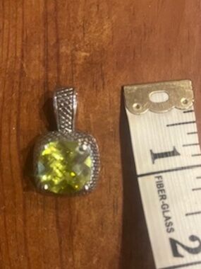 Premier Designs Silver With Green Faceted Prong Set Stone Pendant